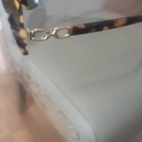 Sunglasses - Picture 2 of 4